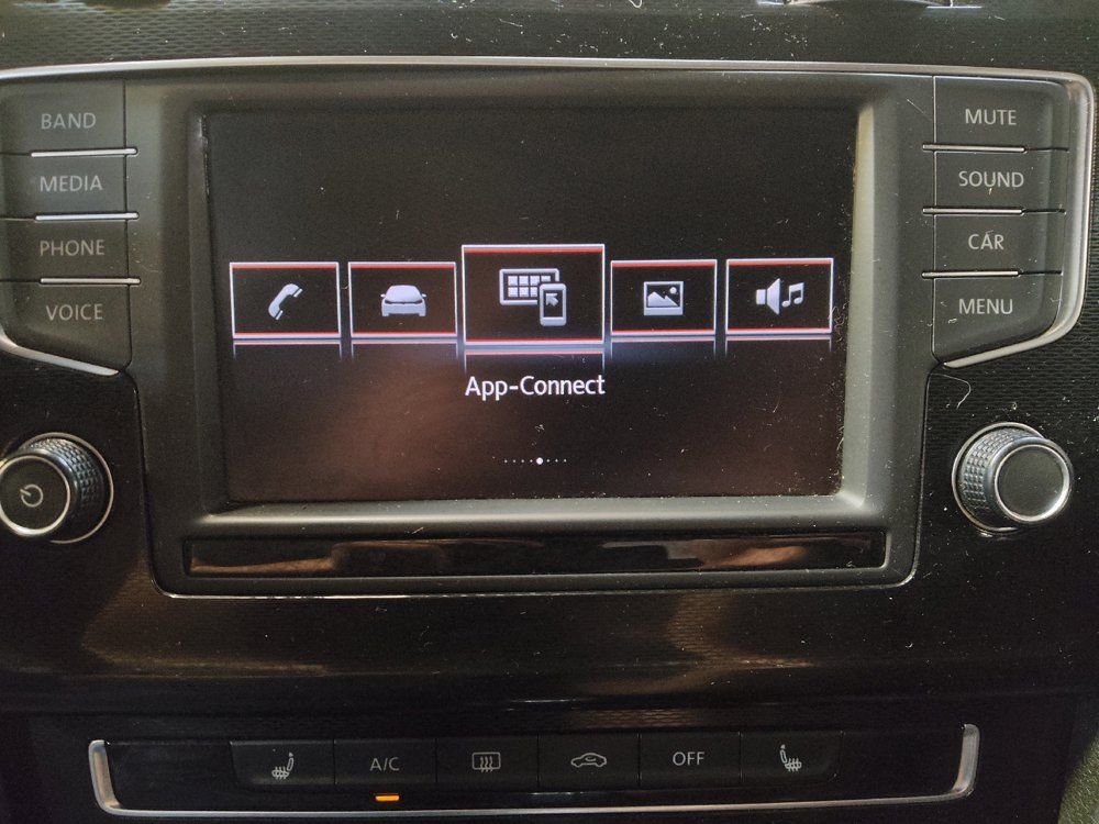 Used 2017 Volkswagen GTI S FWD image 25