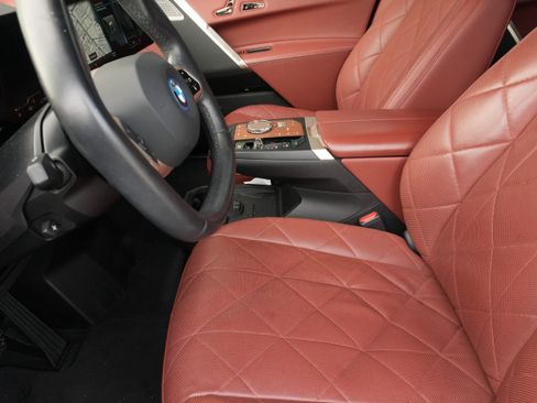 Used 2023 BMW iX M60 w/ Executive Package AWD/4WD image 9