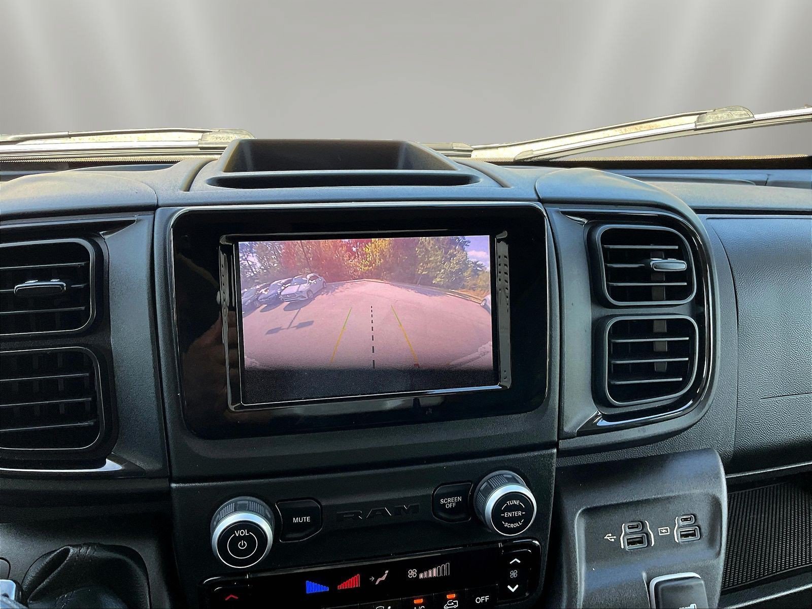 Used 2022 RAM ProMaster 1500 FWD image 15