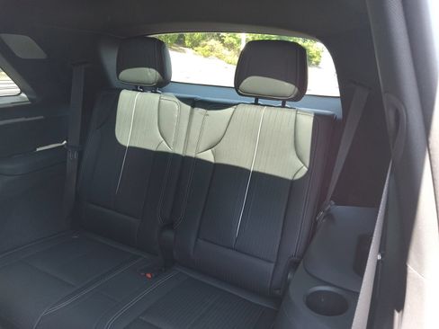Used 2026 Cadillac Vistiq Luxury AWD/4WD image 24
