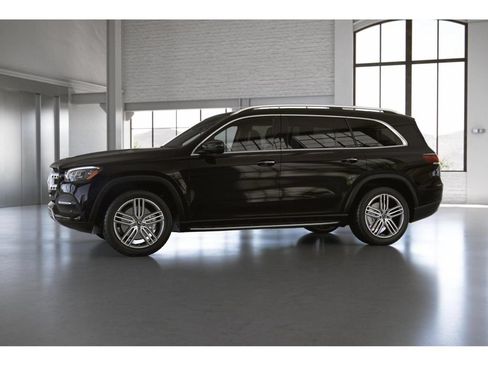 Certified 2022 Mercedes-Benz GLS 450 4MATIC image 37