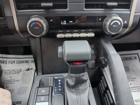 Used 2026 Toyota Tacoma TRD Off-Road AWD/4WD image 18