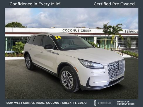 Used 2024 Lincoln Corsair FWD image 1
