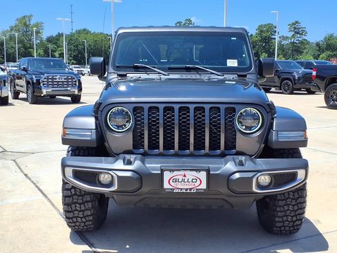 Used 2023 Jeep Gladiator Sport AWD/4WD image 4