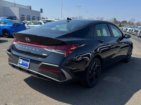 New 2026 Hyundai Elantra Sport FWD image 5