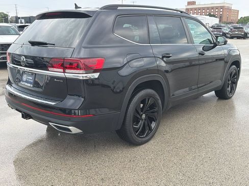 Certified 2023 Volkswagen Atlas SE w/ Black Wheel Package AWD/4WD image 6