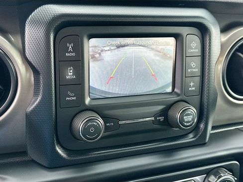 Used 2019 Jeep Wrangler Unlimited Sport AWD/4WD image 13