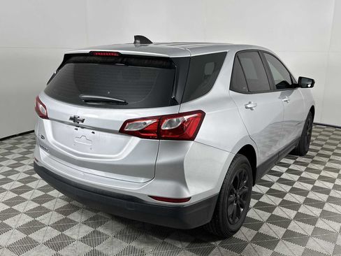 Used 2020 Chevrolet Equinox LS FWD image 8