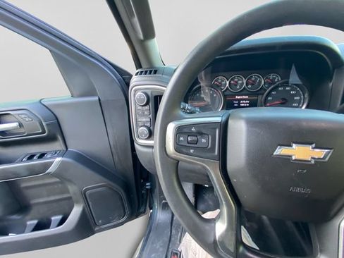 Used 2020 Chevrolet Silverado 1500 LT AWD/4WD image 15