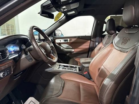 Used 2022 Ford Explorer King Ranch w/ Technology Package AWD/4WD image 16