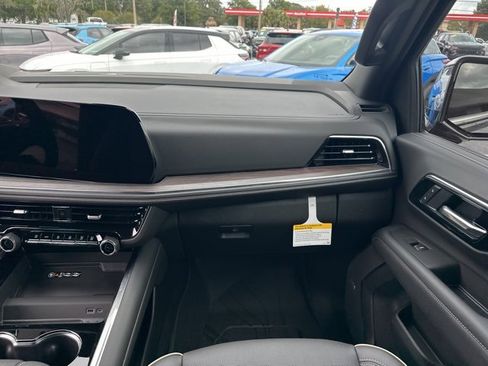 New 2026 Chevrolet Tahoe Premier image 4