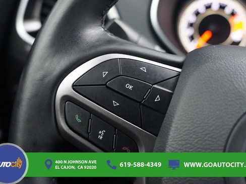 Used 2021 Jeep Cherokee Limited w/ Elite Package FWD image 22