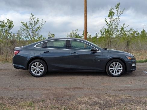 Used 2020 Chevrolet Malibu LT image 4