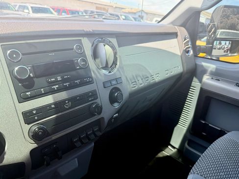 Used 2015 Ford F250 XLT w/ XLT Value Package AWD/4WD image 12