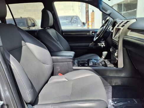 Used 2021 Lexus GX 460 Premium w/ Premium Package image 7