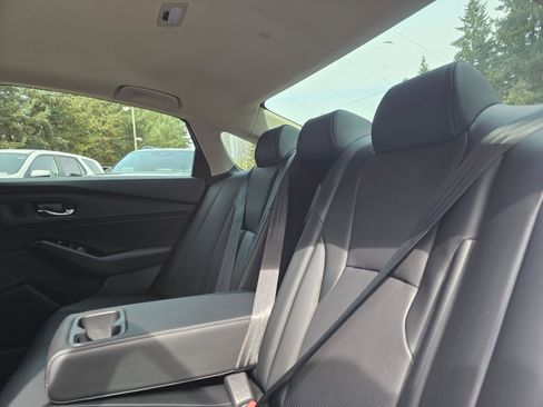 Certified 2023 Honda Accord Touring image 20
