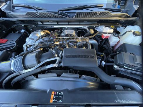 Used 2024 Chevrolet Silverado 2500 LTZ w/ LTZ Premium Package image 30