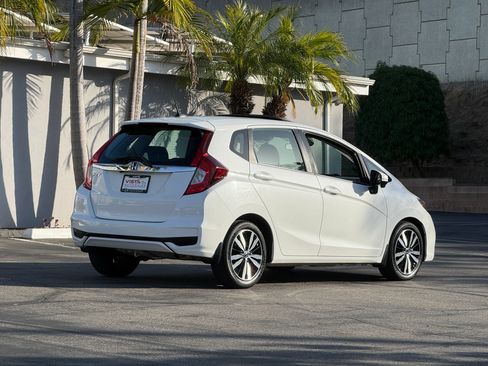 Used 2018 Honda Fit EX image 5