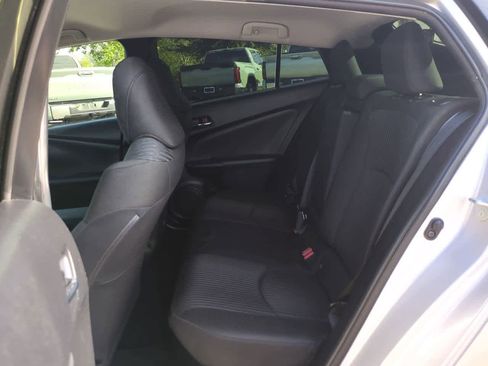 Used 2017 Toyota Prius One image 13