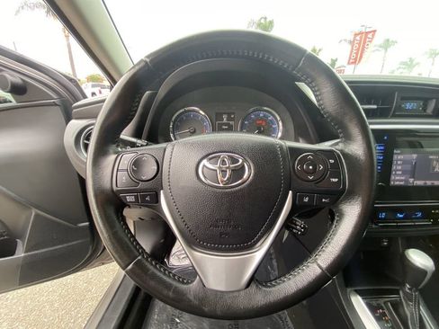 Used 2019 Toyota Corolla SE w/ Carpet Mat Package (TMS) FWD image 25