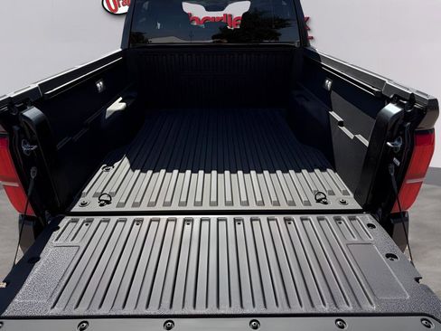Used 2025 Toyota Tacoma SR5 RWD image 13