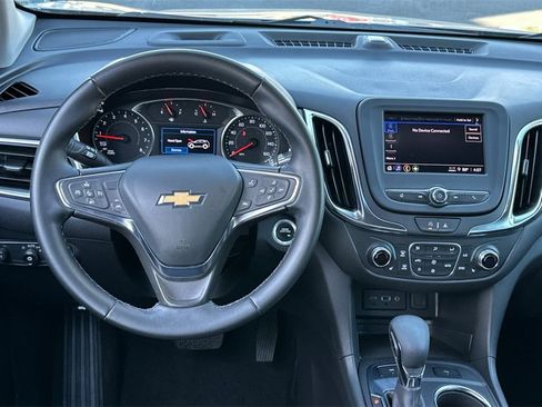 Used 2024 Chevrolet Equinox LT image 17