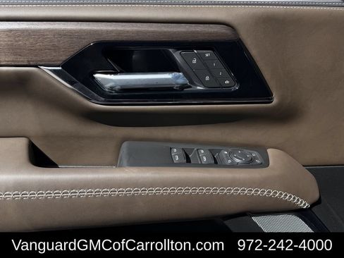 New 2026 GMC Yukon Denali Ultimate AWD/4WD image 21