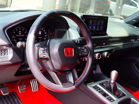 Used 2025 Honda Civic Type R image 39