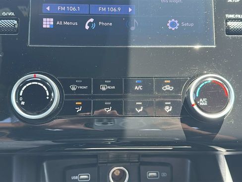 Used 2022 Hyundai Santa Cruz SE FWD image 24