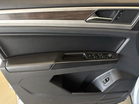Used 2019 Volkswagen Atlas SE AWD/4WD image 9