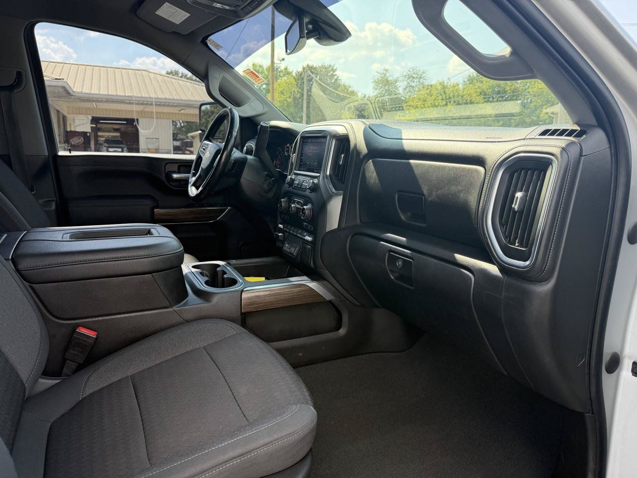 Used 2021 Chevrolet Silverado 2500 LT w/ Convenience Package AWD/4WD image 13