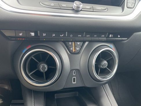 Certified 2023 Chevrolet Blazer LT w/ Convenience Package image 8