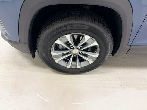 Certified 2025 Chevrolet Equinox LT w/ Safety and Technology Package AWD/4WD image 17