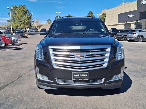 Used 2018 Cadillac Escalade ESV Platinum image 8