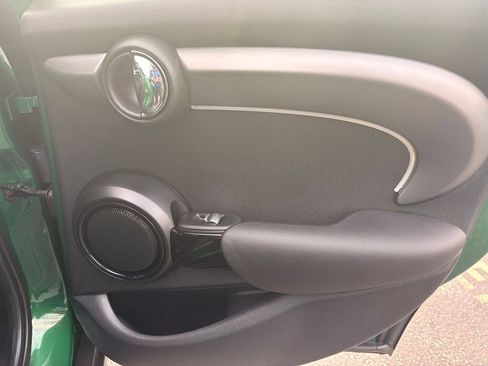 Used 2023 MINI Cooper S image 21