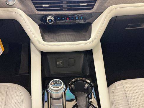 New 2026 Ford Explorer Platinum AWD/4WD image 25