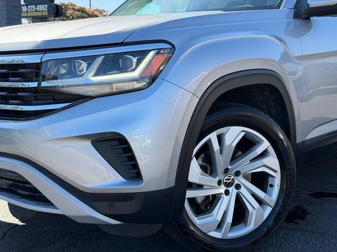 Used 2021 Volkswagen Atlas SE w/ Panoramic Sunroof Package FWD image 5