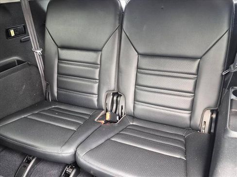 Used 2019 Kia Sorento EX FWD image 16
