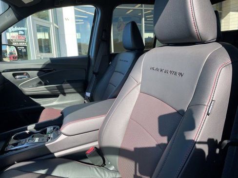 New 2026 Honda Ridgeline Black Edition image 10
