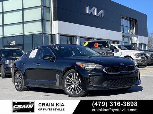 Used 2018 Kia Stinger Premium image 1