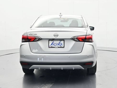 Used 2025 Nissan Versa SV FWD image 6