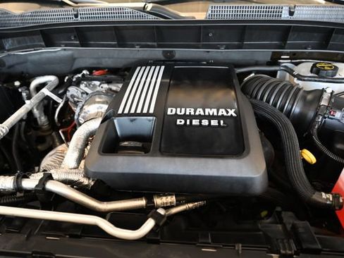 Used 2025 GMC Sierra 1500 AT4X AWD/4WD image 35