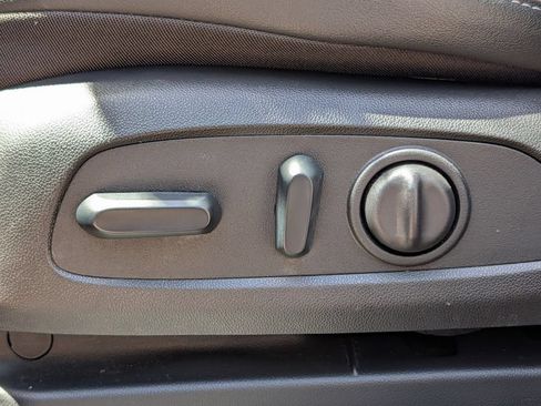 Used 2025 Buick Encore GX Avenir w/ Avenir Convenience Package AWD/4WD image 38