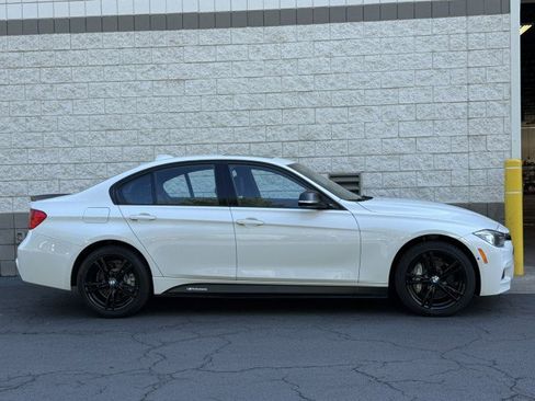 Used 2015 BMW 335i xDrive Sedan AWD/4WD image 17