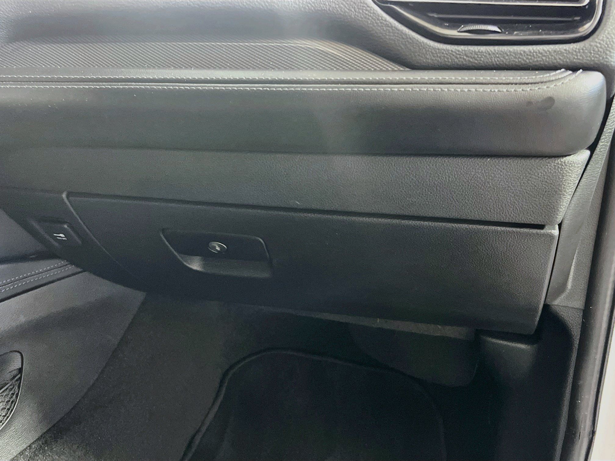 Used 2022 Dodge Durango GT RWD image 34