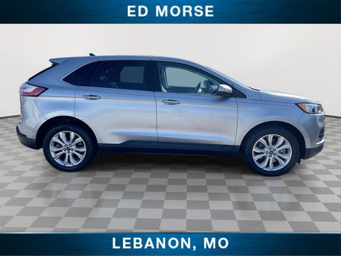 Used 2022 Ford Edge Titanium AWD/4WD image 9