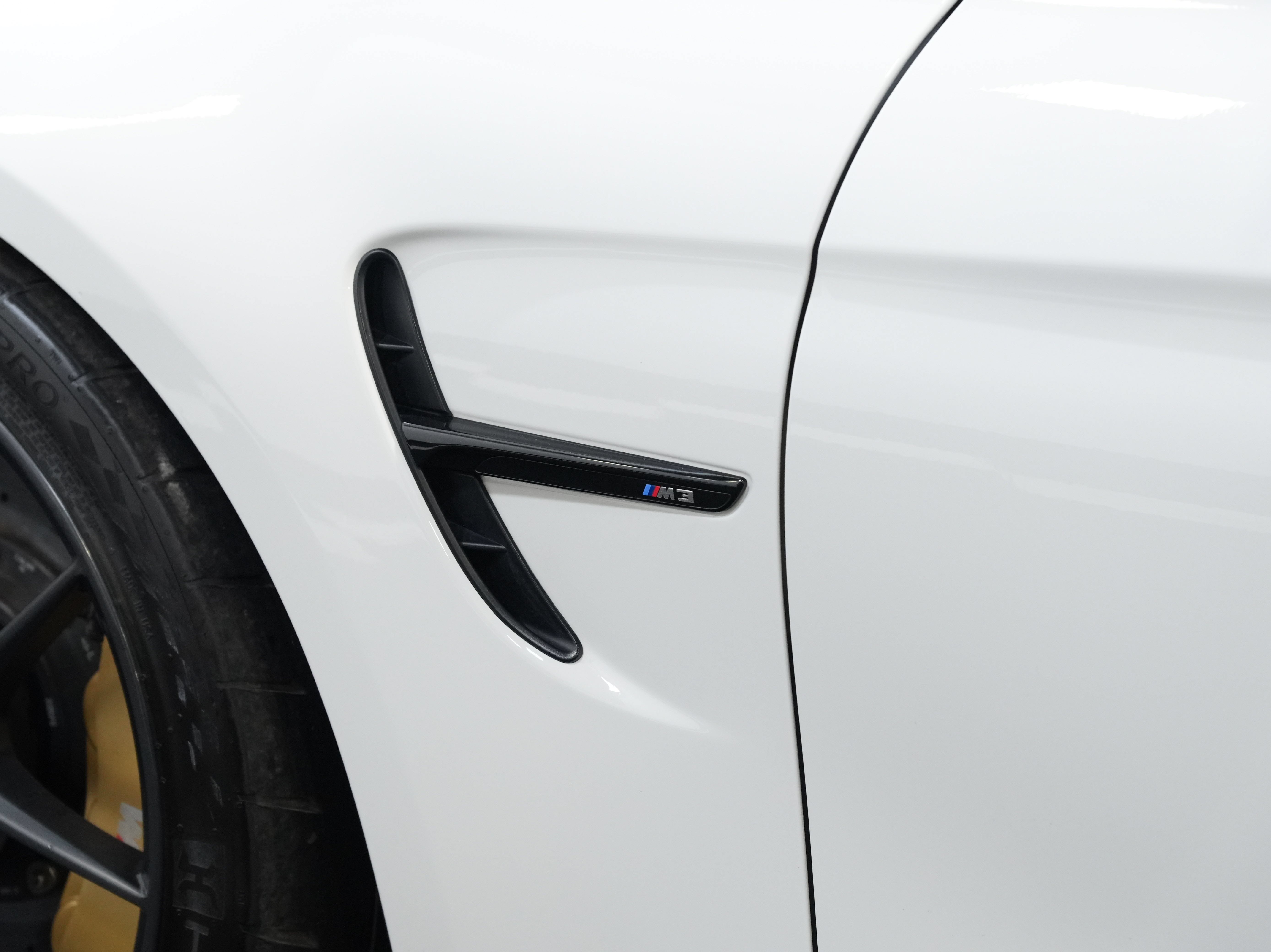 Used 2018 BMW M3 CS w/ Executive Package RWD image 20