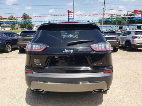 Used 2020 Jeep Cherokee Limited w/ Advanced Safety Group AWD/4WD image 4