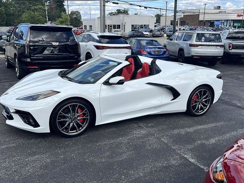 Used 2024 Chevrolet Corvette Stingray Preferred Conv RWD image 21