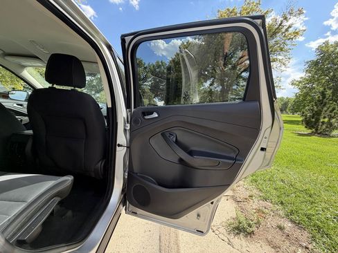 Used 2013 Ford Escape SE AWD/4WD image 18